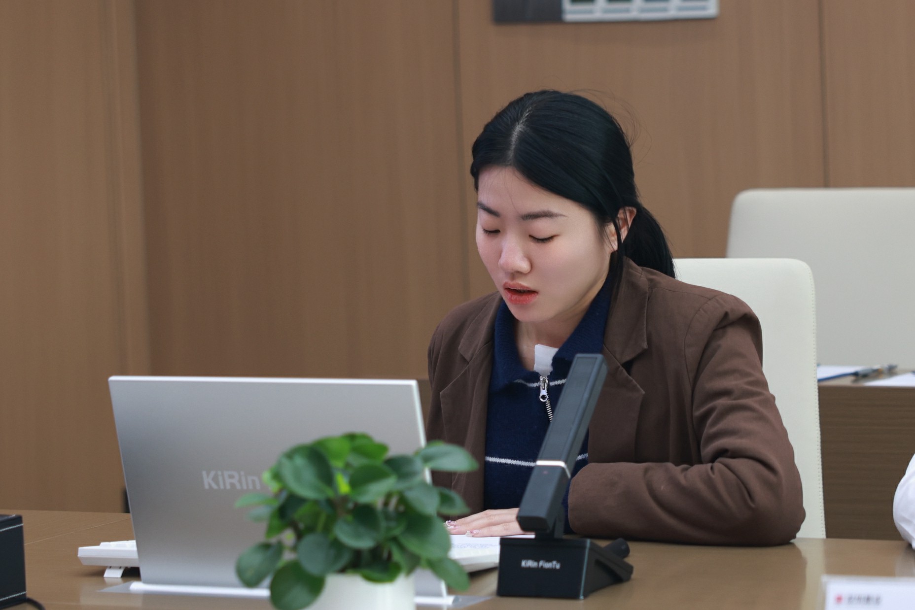 财政治理部见习管帐岗黄婉媛.jpg 财政治理部见习管帐岗黄婉媛.jpg